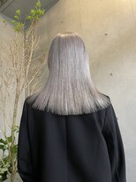 ヴァーディ オモテサンドウ(Vardy omotesando)&nbsp;ホワイトシルバー/シルバー/グレー