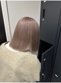 6655ミルクティーアッシュハイトーンカラー切りっぱなしボブ