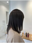 暗めオリーブグレージュ