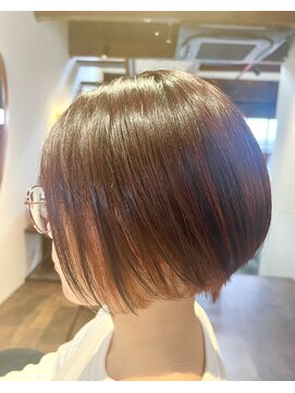 ゴンゾ(GONZO) ★20代30代40代ショートボブ