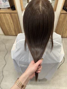 トゥエンティ(twenty) とろみ感 × ベージュ