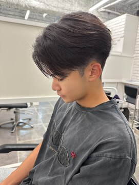 レーヴバイキートス(REVE by kiitos) 【REVE 】センターパート×アッシュブラウン