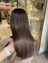 リタ(rita.) まつだてみすず☆ブリーチなしオリーブグレージュ