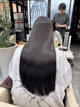 シシ 新宿(She 2.) 髪質改善カラー