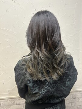 シュリット(schritt) ブルーグレージュグラデーション渋谷NAMI