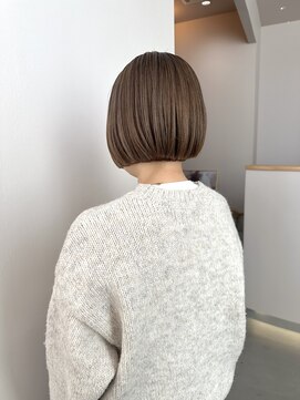 イノセントヘア(innocent.hair) 明るい白髪染め/ボブ/コンパクトボブ