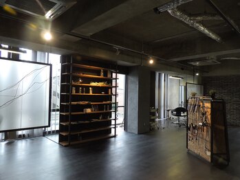 deux deux cinq 225　【ドゥ ドゥ サンク】