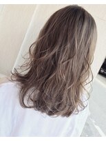 ムジーク(Musiiik)&nbsp;上品なベージュカラー