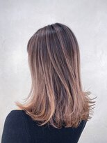 ジゼル(gisele)&nbsp;メタリックピンクバレイヤージュ