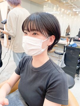 ロンドアジュール 横浜(Lond azur) ナチュラルストレートなマッシュショート