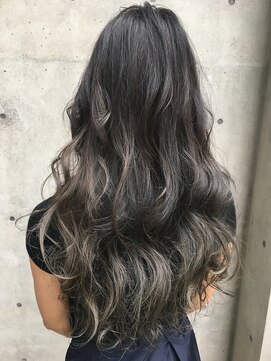 スリー(THREE) アッシュブラウン×スモークベージュ