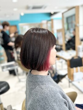 アットリッチ(@RICH) イヤリングカラーボブ