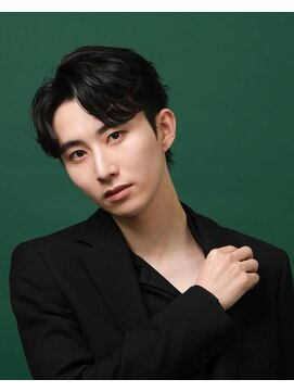 レイ(Lay.) 【スタイリストMyuka】韓国風センターパート