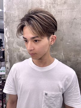 キング(K!ng) 縮毛矯正髪質改善ハイライトレイヤーカット枚方美容室エクステ