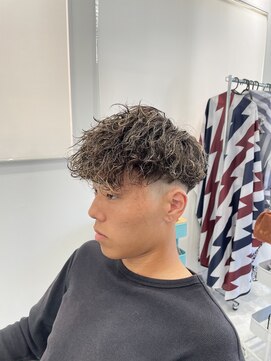 キューカンバー(CUCUMBER) フェード×スペインカール