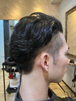 ディアス(DIAS) フェード×ナチュラルパーマで大人の色気を演出