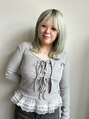 シー.(SHE.) manaka