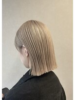 リノ(LINO) シルキーベージュ×フラットボブ