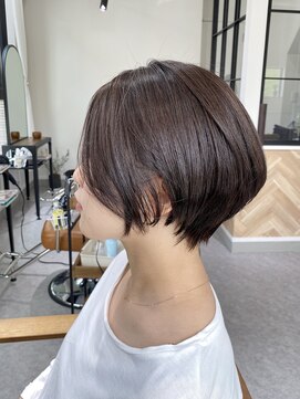 コノ(cono) ナチュラルショートボブ