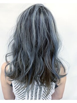 トリニティ(trinity) ブルーアッシュバレイヤージュ・豊見城ヘアカラー・トリニティ