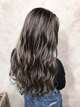 キュー(cue) 【cue】コントラストハイライト