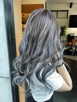 ミネルヴァ(Minerve) 色落ちも楽しめるハイライト