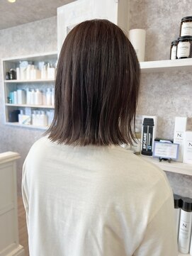 キャアリー(Caary) 福山市美容室Caary人気 外ハネぱっつんボブダークグレージュ