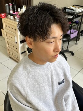 アイズ 海老名(AIZU) ツイストスパイラルパーマ メンズパーマ メンズカット 眉毛