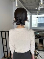 20代30代◎結婚式アッシュカラーこなれ大人まとめ髪ツインタイト