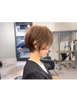 《30～40代女性来店多数*》高いカット技術で、大人女性特有のお悩みをショートヘアデザインで解消◎