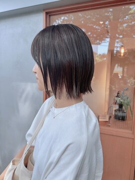 エトル(etru) 切りっぱなしボブ