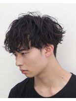 ゼンコー アオヤマ(ZENKO Aoyama) シャドウパーマ刈り上げマッシュツイスパ波巻きフェザー