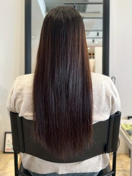 ハレ(hale) 髪質改善 ストレート 縮毛矯正 黒髪 20代 艶髪 透明感カラー