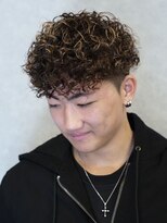 スター(STAR)&nbsp;メンズカット×スパイラルパーマ×メッシュ