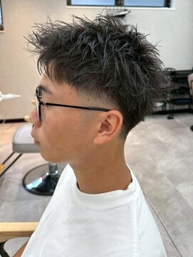 スターズレイ 本川越(STARS ray) フェードカット 刈り上げ メンズショート ビジネスヘア 20代