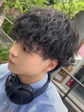 リットバイフィフス 甲南店(Lit. by fifth) 甲南メンズカットメンズパーマ波巻きスパイラルパーマツイスパ