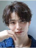 ツーブロックセンターパート波巻きベージュ