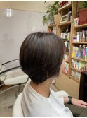 ショートボブ