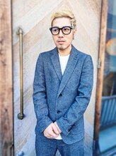 山田　慎也 /オリーブもグレージュも大人女子の攻めカラーはお任せ 