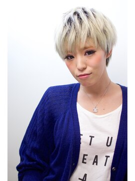 オーガスト ヘア ネイル(AUGUST hair nail) カジュアル×ショート