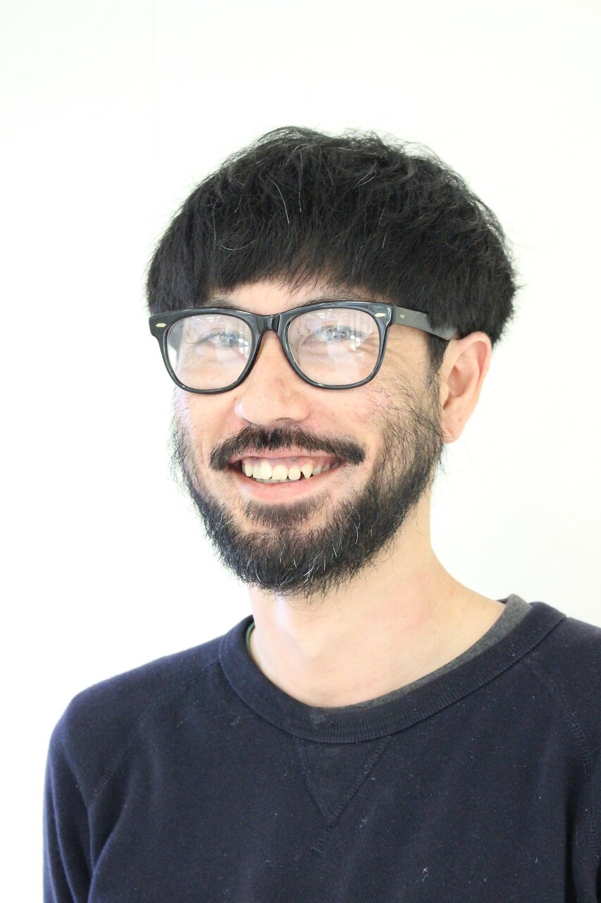 髭とボブとメガネ：L002554846｜スパーク ヘアアンドフェイス(Spark