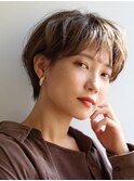 抜け感　セシルカット　大人ショート