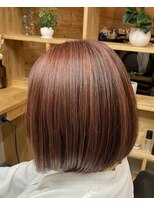 メルト(MELT)&nbsp;ハイライト　白髪ぼかしカラー　丸みボブカット