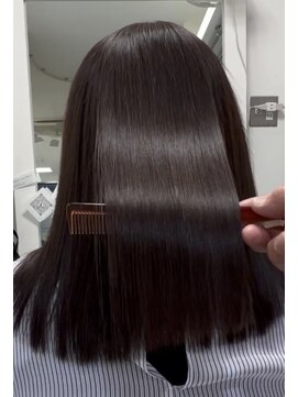 イントゥヘア(into hair) ワンカール小顔レイヤーカット☆髪質改善カラー☆アッシュカラー