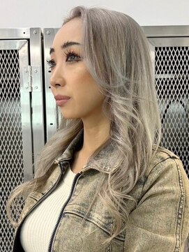 ウィコ 新宿(WICO) シルバーグレージュ[新宿駅/ワンレン/ダブルカラー/小顔]