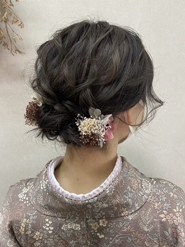 バサラ 大阪梅田店(VASARA) 小紋 卒業式 袴 ヘアセット ミディアム シニヨン 大阪