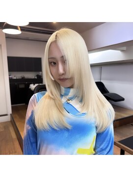 ヴァーディ オモテサンドウ(Vardy omotesando) ブロンドカラー