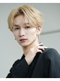 ブリーチフェザーショートパーマ韓国メンズヘアウルフリバース