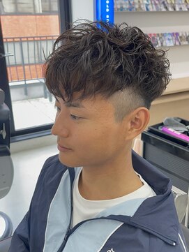 ロンド ローガン 名駅(Lond LOGAN) スペインカールパーマスパイラルパーマツイストパーマ［名古屋］