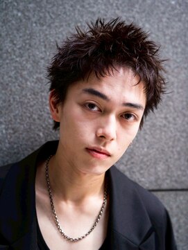 ラヴィズムバイフィフス(LUVISM by fifth) スパイキーショートツイストスパイラル刈り上げ万代新潟駅